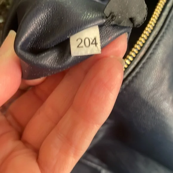 Stunning Dark Green Prada leather Tote Bag - Picture 13 of 16